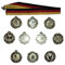 RaRu 10 kleine Medaillen mit Deutschlandbändern. 50 Verschiedene Embleme zur Auswahl. (Hundesport)