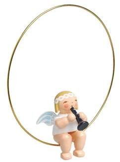 Wendt und Kühn - Christbaumengel im Ring, mit Klarinette
