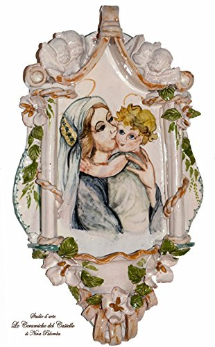 Acquasantiera Madonna con Bambino Pezzo Unico Oggetto d'arte Realizzato e dipinto a mano Le Ceramiche del Castello Made in Italy Dimensioni: 36 x 21 x 3,5 centimetri