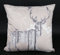 heimtexland ® Design Kissenhülle mit hochwertigem Digitaldruck auf super weicher Velour Qualität in 40x40 cm mit Reißverschluß - Hirsch mit Herz - Kissen Shabby Chic REH Ornament Geweih Typ324