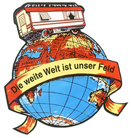 Digitaldruck Aufkleber Die weite Welt ist unser Feld 10cm x 10cm
