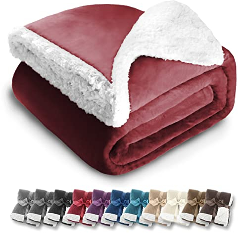 Gräfenstayn® Dicke Kuscheldecke flauschig & super weich - warme Sherpa-Fleecedecke in Lammfell-Optik als Wohndecke, Tagesdecke & Sofadecke - Überwurf Decke Sofa & Couch (Bordeaux 200x150)