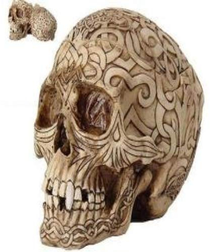 Nemesis Now Celtic Skull 23cm White Keltischer Totenkopf-Box, 23 cm, Weiß, Kunststein, Einheitsgröße