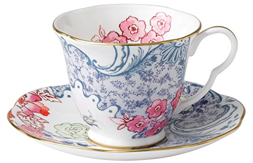 Wedgwood Teetasse und Untertasse, feines Knochenporzellan, Schmetterlingsblüte, Frühlingsblüten-Set