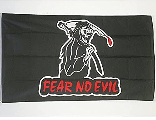 AZ FLAG - Bandera Pirata Fear No Evil - 150x90 cm - Bandera Con Calavera - Piratas 100% Poliéster Con Ojales de Metal integrados - 110g - Colores Vivos Y Resistente A La Decoloración