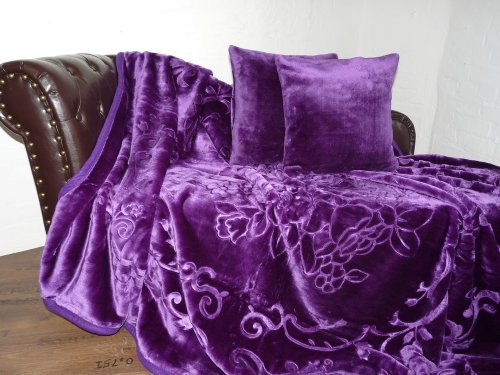 Natur-Fell-Shop 3tlg. Set Luxus Kuscheldecke Tagesdecke Decke lila/violett 160x200cm+ 2 Kissen 40x40cm