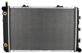 Nissens 62670A Kühler, Motorkühlung | Kompatibel mit: MERCEDES-BENZ 190