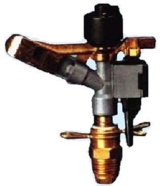 Junior Sprinkler im Feld