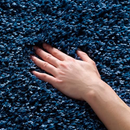 SAFAVIEH Zottelig Teppich für Wohnzimmer, Esszimmer, Schlafzimmer - California Shag Collection, Hoher Flor, Marine, 122 X 183 cm