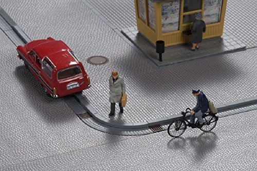 Auhagen 42656.0 - Bordsteinkanten, Rinnsteine, Gesamtlänge gerader Teile 828 mm, bunt