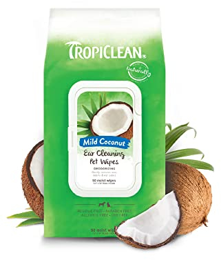 TropiClean Dog Ear Wipes Grooming Supplies - Alcohol Free Ear Cleaning Wipes for Dogs & Cats - Gently Dissolves Wax & Debris - Removes Odour, Soothes Itching & Infection, Kiwi Fragrance Free, 50ct