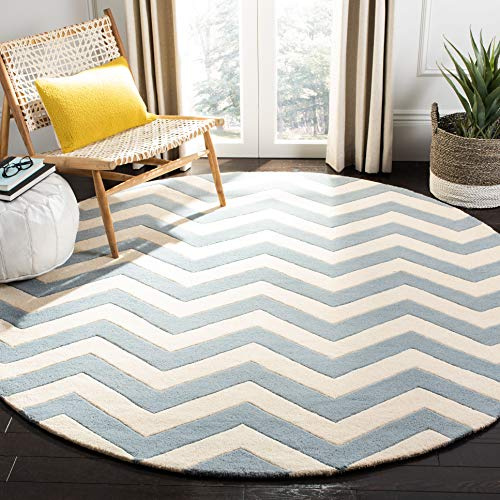 SAFAVIEH Chatham Collection Area Rug - 5' Round, Blue & Ivory, Handmade Chevron Wool, Ideal for High Traffic Areas in Living Room, Bedroom (CHT715B)