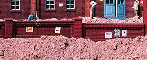 Piko 62288 Brick Factory Walls (105cm Length)