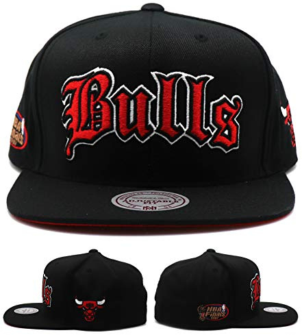 Mitchell & Ness Chicago Bulls Adjustable Flat Brim Black Unisex Cap 6HSSEF18025 CBUBLCK