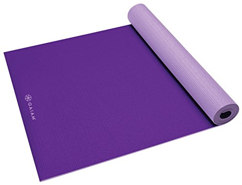 Gaiam einfarbige, wendbare Premium-Yogamatte, rutschfeste Trainings- und Fitnessmatte für alle Arten von Yoga, Pilates und Bodenübungen, 173 x 61 x 0,6 cm, Lila/Lavendel (Plum/Jam)