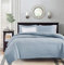 Madison Park Quebec Bettdecke, doppelseitig, klassisches Bohemian-Design im Landhaus-Stil, hypoallergen, für alle Jahreszeiten, Doppelbett-Größe XL, Blau King/Cal King blau