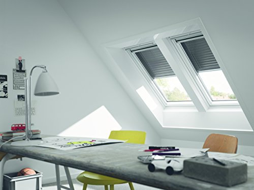 VELUX GGU SK06 0066 White PU Triple Glazed Centre Pivot Roof Window 114x118cm