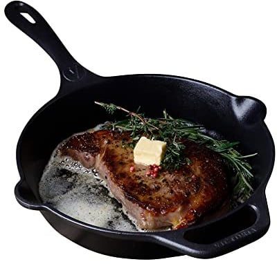 VICTORIA Sartén Hierro Fundido Curado Inducción 25cm, Apta para Fuego, Barbacoa, Horno, Vitrocerámica, Gas, Cast Iron Skillet Curada para Crear Antiadherente Libre de Tóxicos sin PTFE ni PFOA