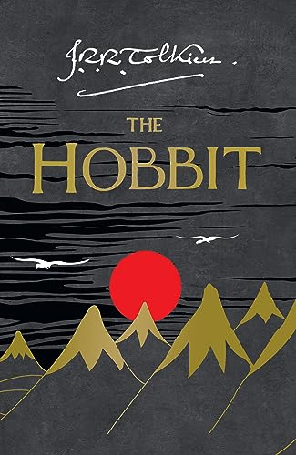 The Hobbit: The Classic Bestselling Fantasy Novel (English Edition)