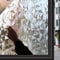 Zindoo Fensterfolie Blickdicht Sichtschutzfolie Ohne Kleber Dekorfolie Gute Privatsphäre Schutz für Badezimmer, Duschkabine Sowie Türen, Umkleide 44.5 x 300 cm