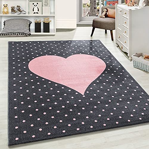 Carpetsale24 Kinderteppich liebevolles Herzmuster Pink und Grau 140 x 200 cm - Kurzflor Teppich Kinderzimmer für Jungen und Mädchen Pflegeleicht Weich - Waschbar Spielteppich Babyzimmer Babyteppich