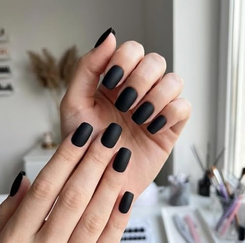 Vauki Juego de 24 láminas de uñas negras mate, ultrafinas, con láminas de gel, palos de madera y lima de uñas, pegatinas de uñas para mujer, decoración de uñas y accesorios de diseño de uñas