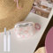 Reownest Funda Compatible con el Estuche de AirPods 4, Diseño Suave y Lindo con Lazo, Estilo de Moda, Nudo Decorativo Estético, Antigolpes con Llavero para Auriculares - Transparente
