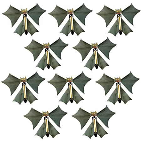 Tomaibaby Flying Bats: Novelty Wind up Bats Toys - 10PCS Funny Spooky Flutter Card - Rubber Band Powered Toy for Kids Halloween Party Decoration Surprise Performance Trick Prank Props