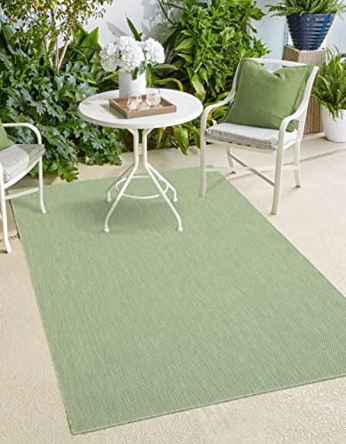 the carpet Mistra - robuster Teppich, modern, langlebig und pflegeleicht, In- und Outdoor, Wohnzimmer, ideal für Küche, Flur und Wintergarten, flachgewebt, Grün, 140 x 200 cm