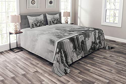 ABAKUHAUS Grau Tagesdecke Set, Fliegendes Flugzeug auf New York, Set mit Kissenbezügen Sommerdecke, für Doppelbetten 220 x 220 cm, Weiß und Schwarz