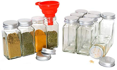 nicebottles Tarros de especias de vidrio transparente, 4 onzas, cuadrados con tapas plateadas y embudo de silicona, caja de 12