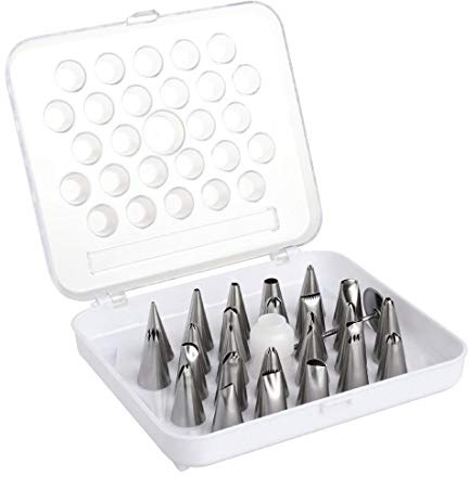 Vogue Cake Decorating 26 Assorted Tube Set | Provides a diverse selection of icing shapes for professional cake decorating in busy commercial kitchens and bakeries.