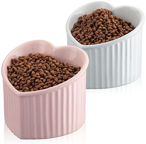 Mumufy Lot de 2 gamelles surélevées en céramique inclinées pour Chat - Gamelles surélevées Anti-vomissements pour intérieur sans Stress - en Forme de cœur (Rose, Blanc)