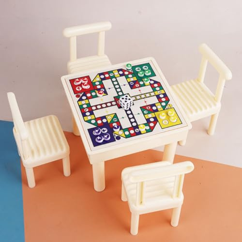 KARLOR Miniatur-Ludo-Spieltisch Set, Tisch mit 4 Stühlen Spielbrett Würfel Spieler, Vintage Bistro Stil Bücherregal Dekoration Miniatur Szene Tischdekoration ab 14 Jahre