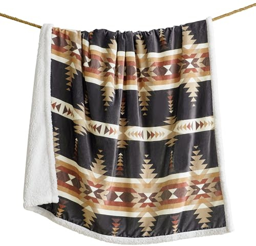 Indigo Hill by HiEnd Accents Yosemite Azteken-Sherpa-Überwurfdecke, Tribal Navajo-Druck, Westerndecke für Camping, Outdoor, Southwestern Sherpa-Fleece-Decke für Couch, Sofa, Bett, 137,2 x 172,7 cm