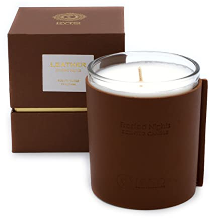 Kyto Duftkerze im Glas, Geschenkset für Männer und Frauen - 40 Stunden Brenndauer, Entspannung Geschenk und Heimdekoration mit edler Lederhülle, Duft: Vanille-Mandel-Cedarwood-Bergamot-Fig.