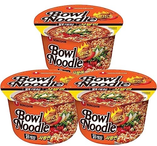 Nongshim Spicy Chicken Bowl Noodle Soup Ramen Bowl 100g (Pack of 3)