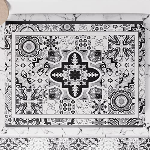 PETTI Artigiani Italiani - Accessori Tessili da Cucina, Copri Fornelli 46x70 cm in Microfibra, Coprifornello Elegante per Gas e Induzione, in Stampa Digitale Vietri Nero, 100% Made in Italy