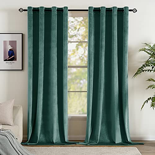 EMEMA 2 Stück Verdunklungsvorhang Samtvorhänge Blickdicht Vorhang mit Ösen Thermogardine Ösenvorhang Verdunkelungsgardinen für Schlafzimmer Wohnzimmer, 140 x 300 cm(B x H) Dunkelgrün