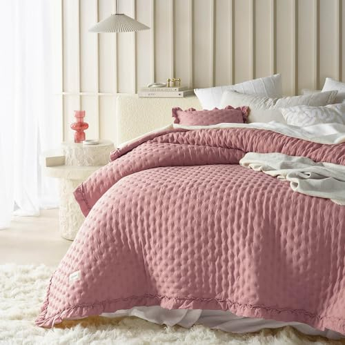 ROOM99 Molly Elegante Tagesdecke in Rosa 200 x 220 cm Vielseitige Wohndecke als Bettüberwurf oder Sofaüberwurf Überwurfdecke für Bett und Sofa Steppdecke Stil Ideal als Bedspread