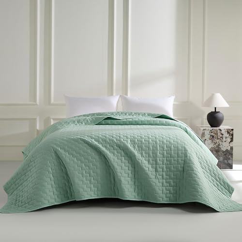 beeweed Mintgrün Tagesdecke 200 x 220 cm - Vielseitige Steppdecke als Bettüberwurf oder Sofaüberwurf - Ideal als Bedspread im modernen Stil - Überwurfdecke für Bett und Sofa
