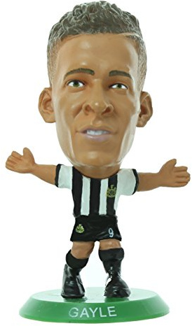 SoccerStarz SOC1133 Newcastle Dwight Gayle Classic Home Kit