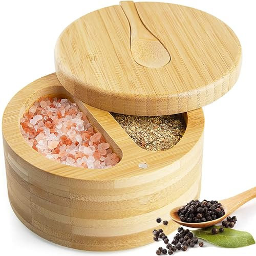 XFLYP Scatola di Sale, Contenitore per Spezie in Legno, Barattolo per Condimento in Bambù in Legno, Contenitore Girevole con Coperchio Girevole Magnetico e Piccoli Cucchiaio(2 Camere)