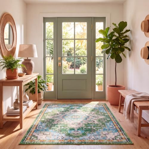 SAFAVIEH Boho Rug for Living Room, Dining Room, Bedroom - Madison Collection, Short Pile, in Green and Turquoise, 160 X 229 cm
