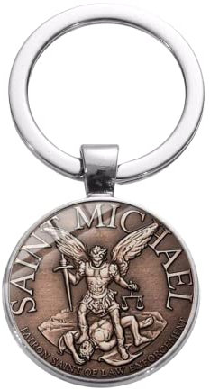 ZEIA3 Vintage Erzengel St. Michael Charm Schlüsselanhänger Protect Me Saint Shield Schutz Gerechtigkeit Schild Schlüsselanhänger christliches heiliges Geschenk, weiß, L