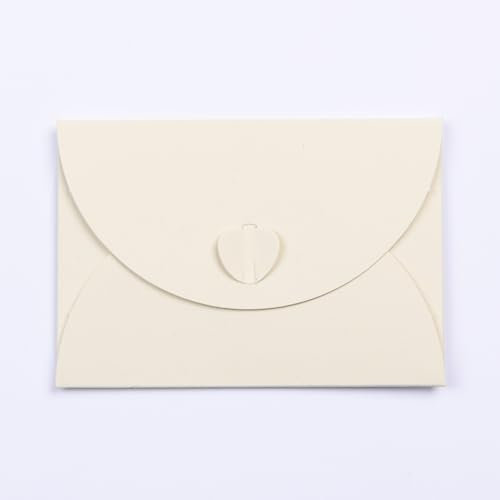 PresentFill® 25 Stück Mini Briefumschläge mit Herz Verschluss Chamois Creme Beige Format 10 x 7 cm Kleine Umschläge aus 100% Recycling Kraftpapier zum gestalten, beschriften oder bedrucken