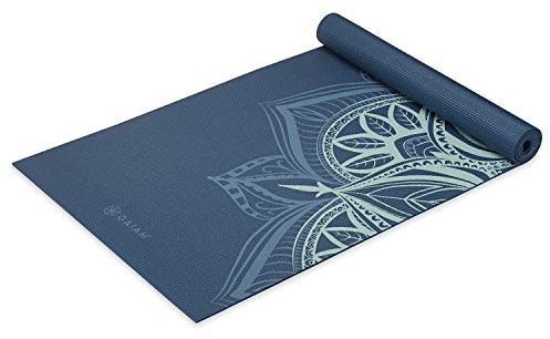 Gaiam Yogamatte, Premium-Druck, rutschfeste Trainings- und Fitnessmatte für alle Arten von Yoga, Pilates und Boden-Workouts, Cooler Minzpunkt, 172,7 cm L x 61 cm B x 5 mm dick