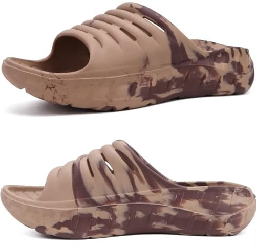 KuaiLu Sandalias de Recuperación Hombre Comodas Ortopedicas Fascitis Plantar Chanclas Caballero Soportes de Arco Ligera Abierta Deportivas Chancletas Verano Playa Piscina Goma Camuflaje Marrón EU43