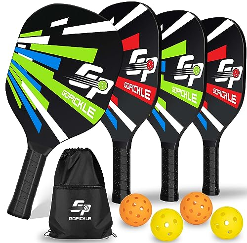 GoPickle Pickleball Schläger, Pickleball Paddles Set mit 4 Premium-Holzpaddeln, 4 Picklebälle, wasserdichte Tragetasche, Indoor & Outdoor Pickleball Paddelschläger Tragbar für Anfänger Erwachsene