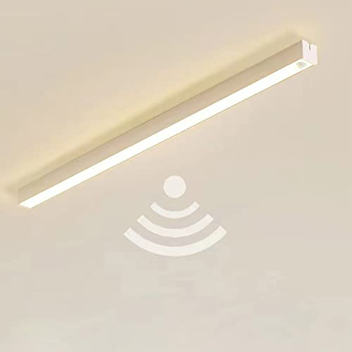 Deckenleuchte mit Bewegungsmelder, Moderne Minimalistische Innen Streifen-Deckenlampe, 24W 3000K LED Sensor Nachtlicht Auto/ON/OFF, Schrankleuchten Treppe Abendlichter, 80CM LED Röhre Wannenleuchte